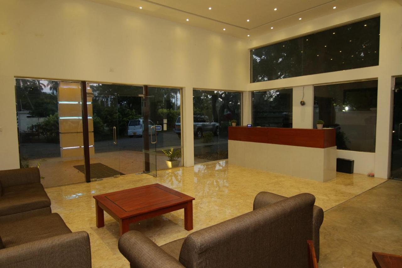 Jade Green Hotel Hambantota Exterior foto