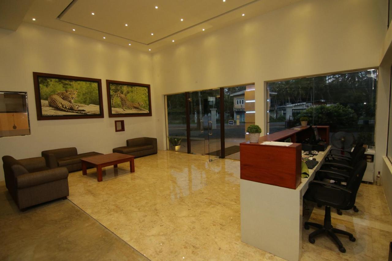 Jade Green Hotel Hambantota Exterior foto