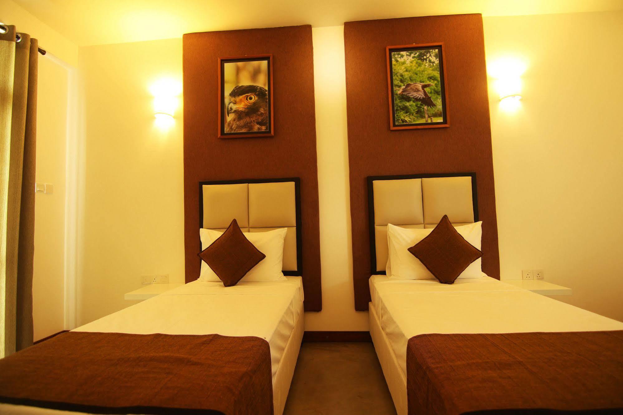Jade Green Hotel Hambantota Exterior foto